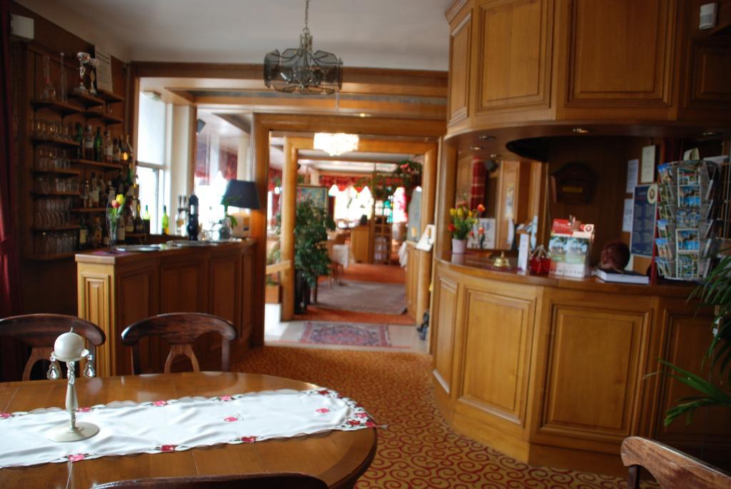 Hotel Restaurant Le Bellevue Montrichard 3 Etoiles مونتريشار المظهر الخارجي الصورة