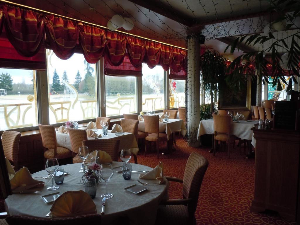 Hotel Restaurant Le Bellevue Montrichard 3 Etoiles مونتريشار المظهر الخارجي الصورة